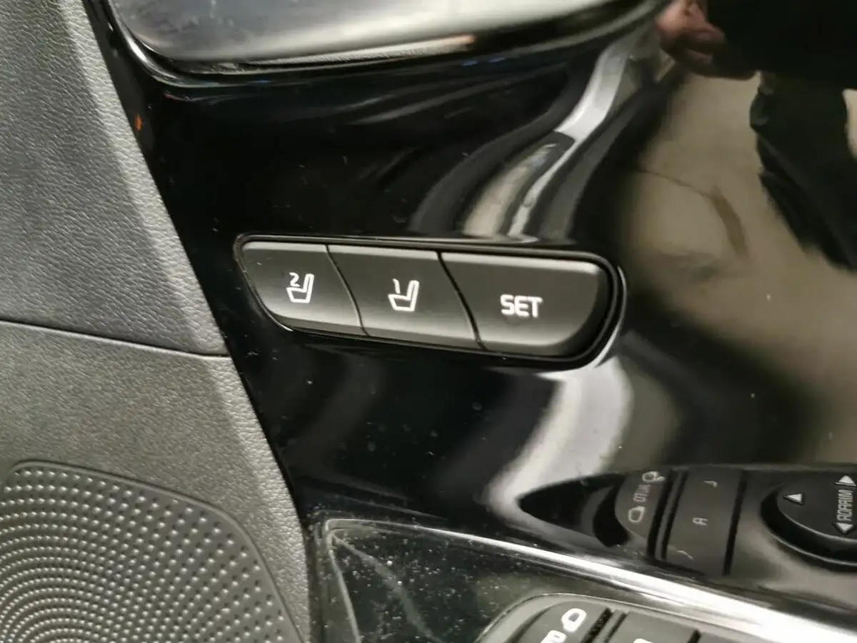 2021-kia-e-niro-ev-4-big-14