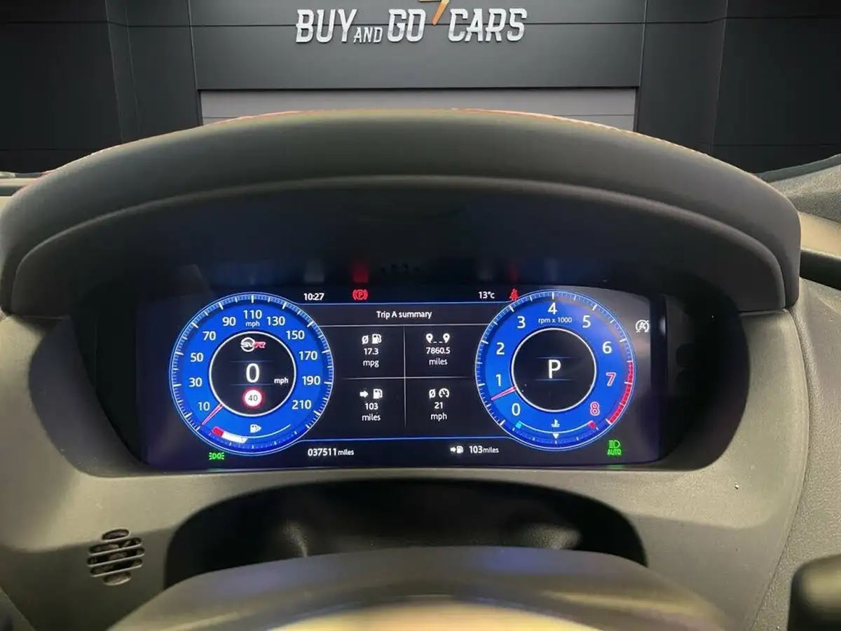 2019-jaguar-f-pace-50-v8-sc-svr-ss-big-30