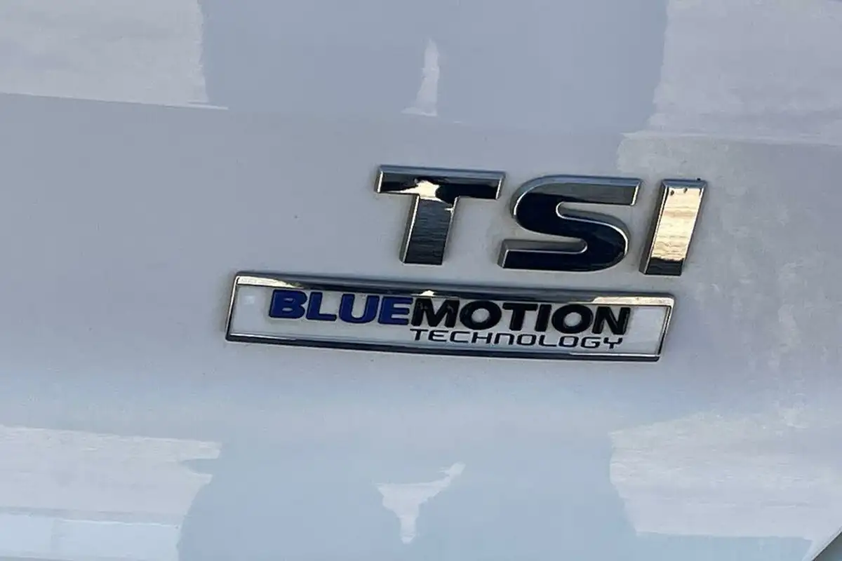 2017-volkswagen-polo-12-tsi-r-line-ss-5d-big-4