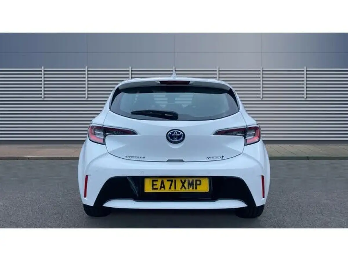 2021-toyota-corolla-18-vvt-i-icon-tech-trk-hatchback-5d-big-5