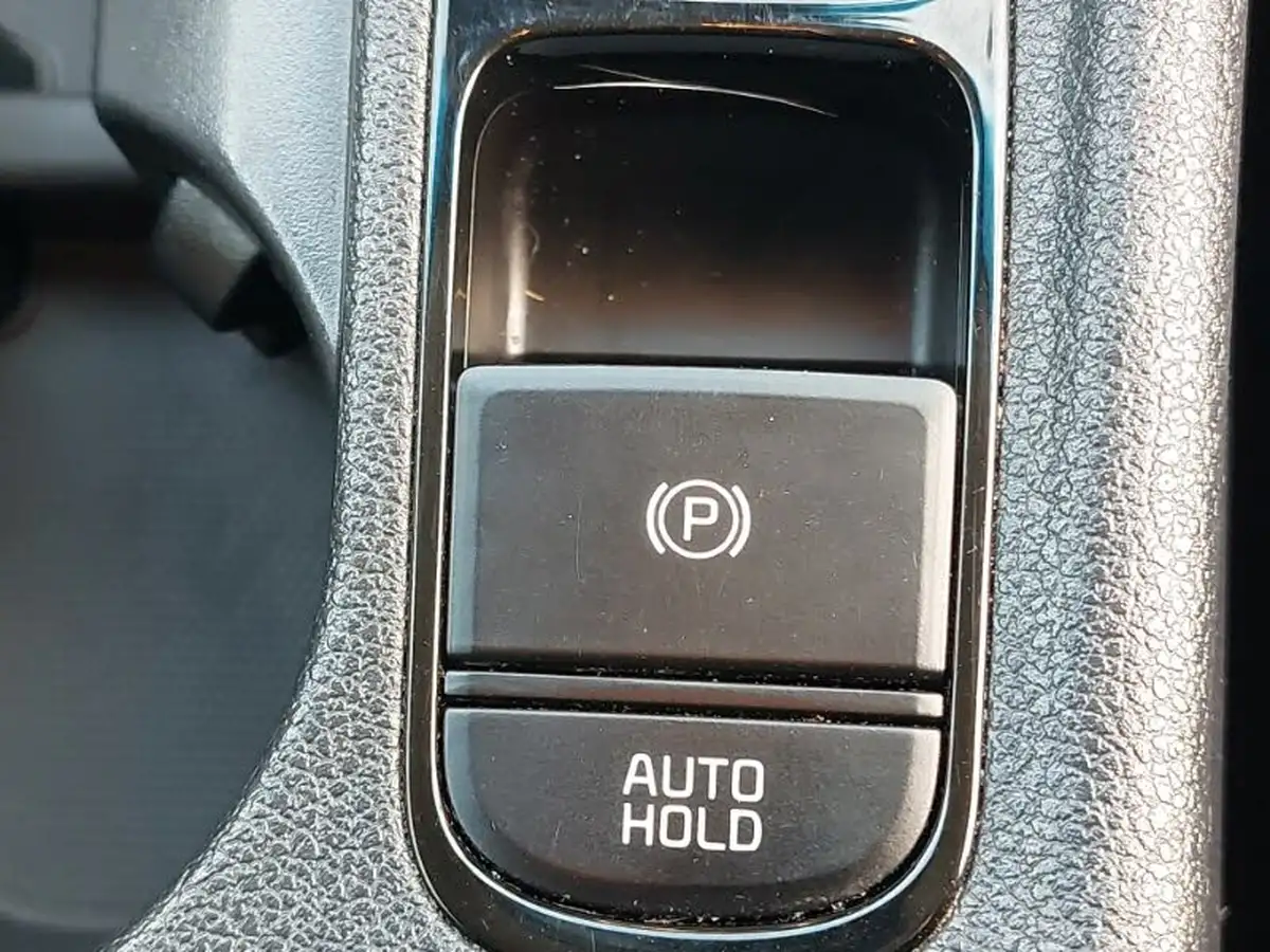 2020-kia-niro-16-gdi-3-big-13