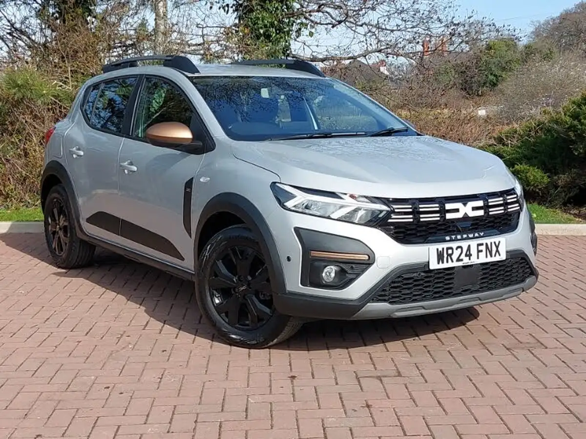 2024-dacia-sandero-stepway-10-tce-extreme-90bhp-big-0