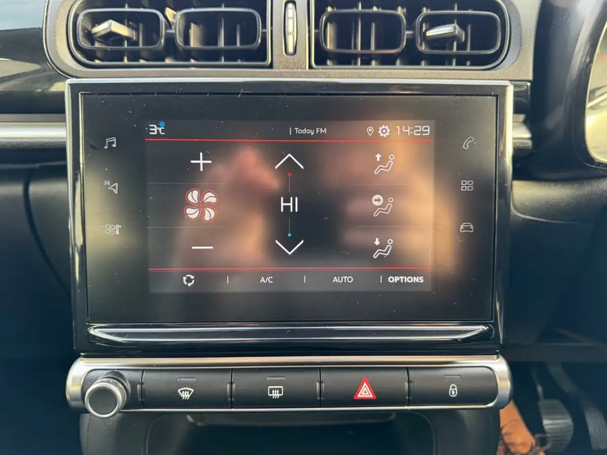 2021-citroen-c3-12-puretech-shine-83ps-big-9
