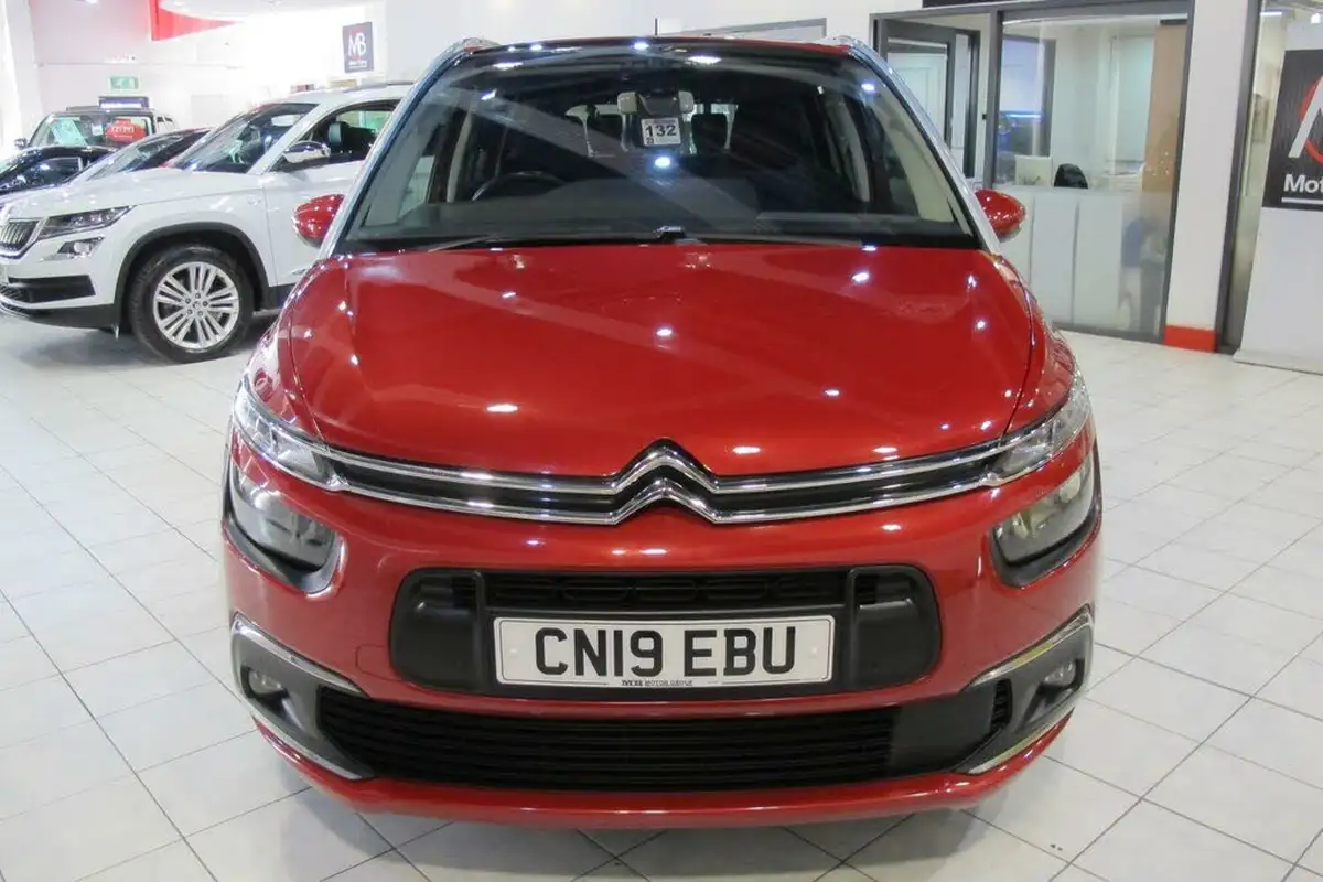 2019-citroen-grand-c4-spacetourer-12-puretech-feel-big-17