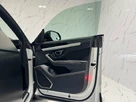 2021-lamborghini-urus-40-no-trim-small-28