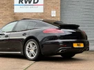 2015-porsche-panamera-30td-small-15