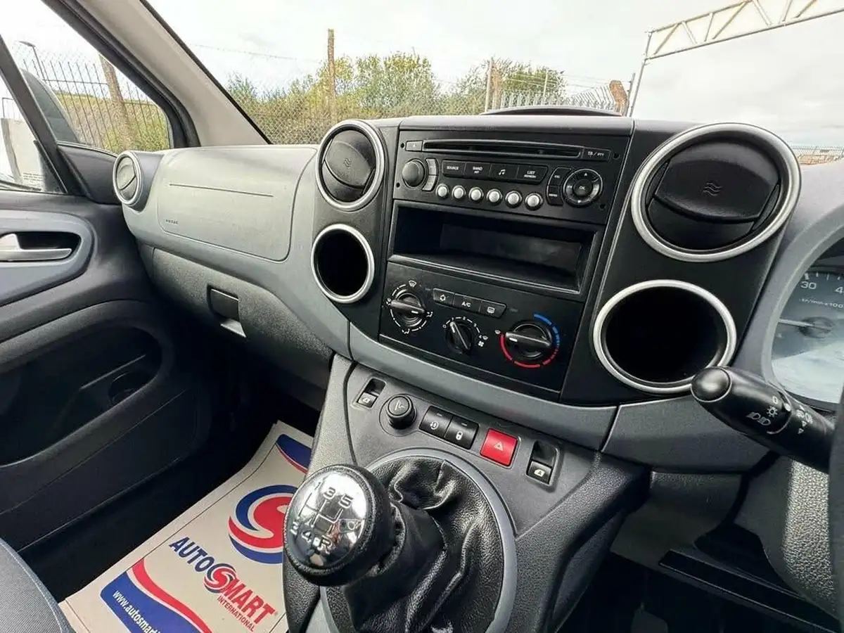 2012-citroen-berlingo-16td-multispace-plus-special-edition-big-27