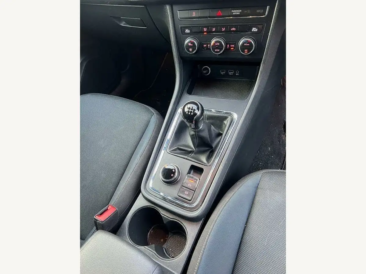 2017-seat-ateca-16tdi-se-technology-big-14