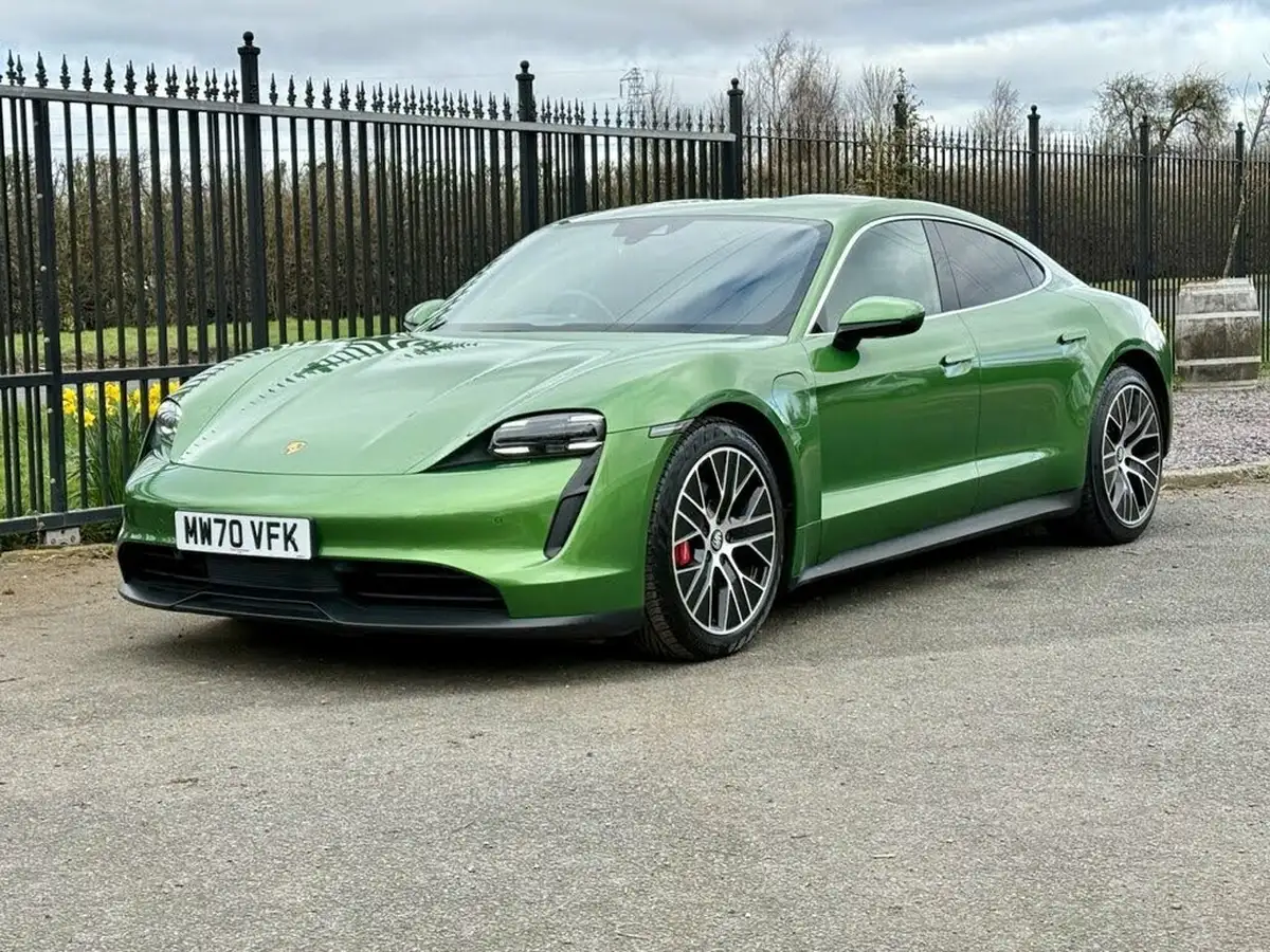 2021-porsche-taycan-e-4s-530ps-big-0