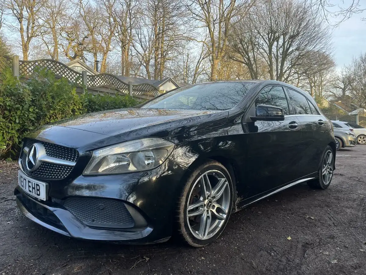 2017-mercedes-benz-a-class-21d-a200d-amg-line-ss-7g-dct-big-2