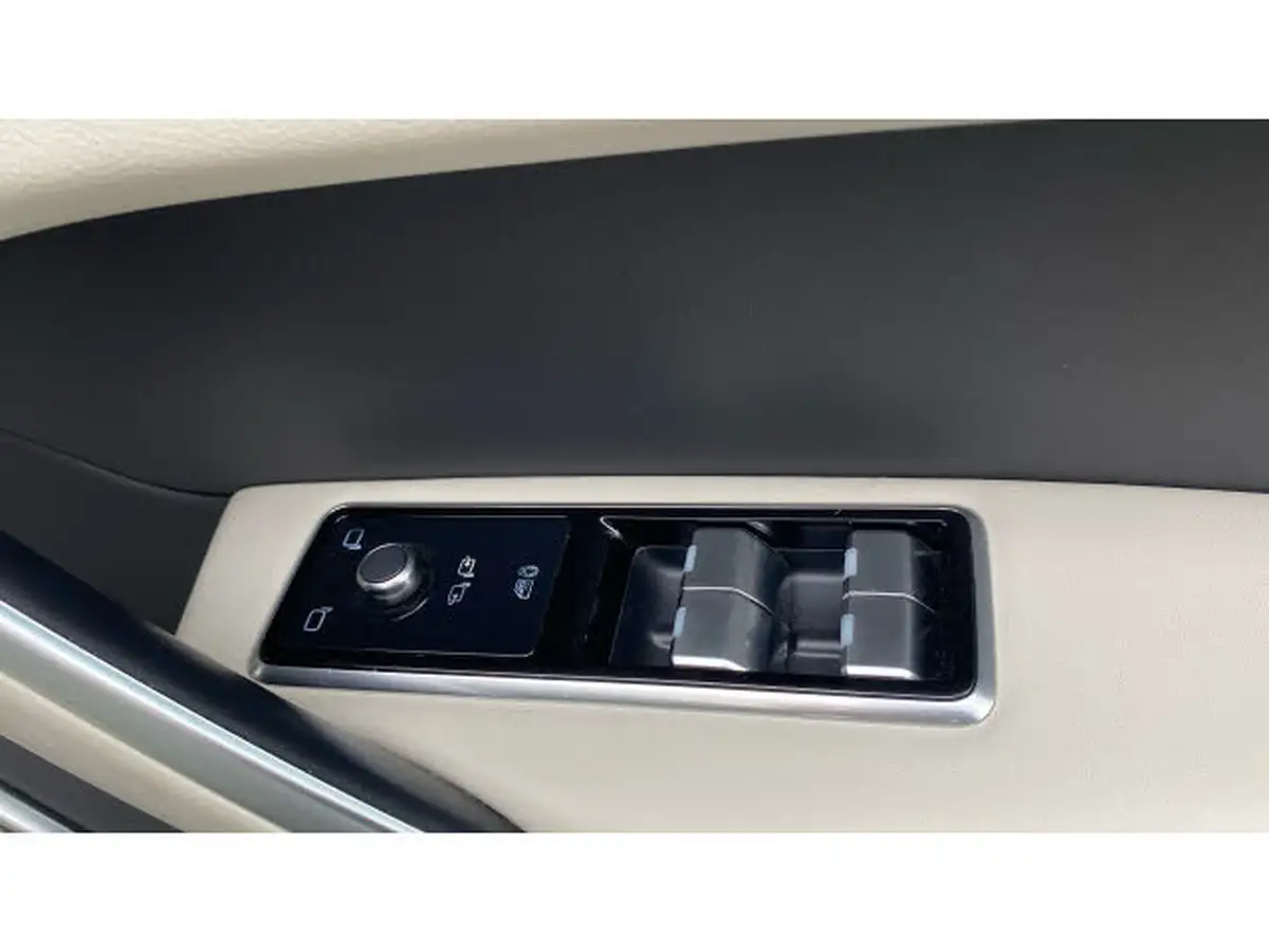 2022-jaguar-f-pace-20-d200-r-dynamic-hse-big-21