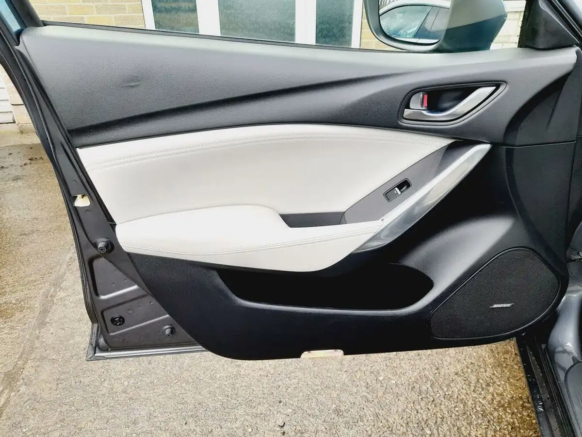 2016-mazda-mazda6-22td-sport-nav-175ps-skyactiv-d-saloon-4d-big-15