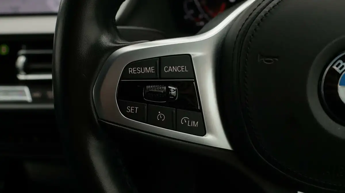 2022-bmw-1-series-15-118i-m-sport-lcp-dct-big-23