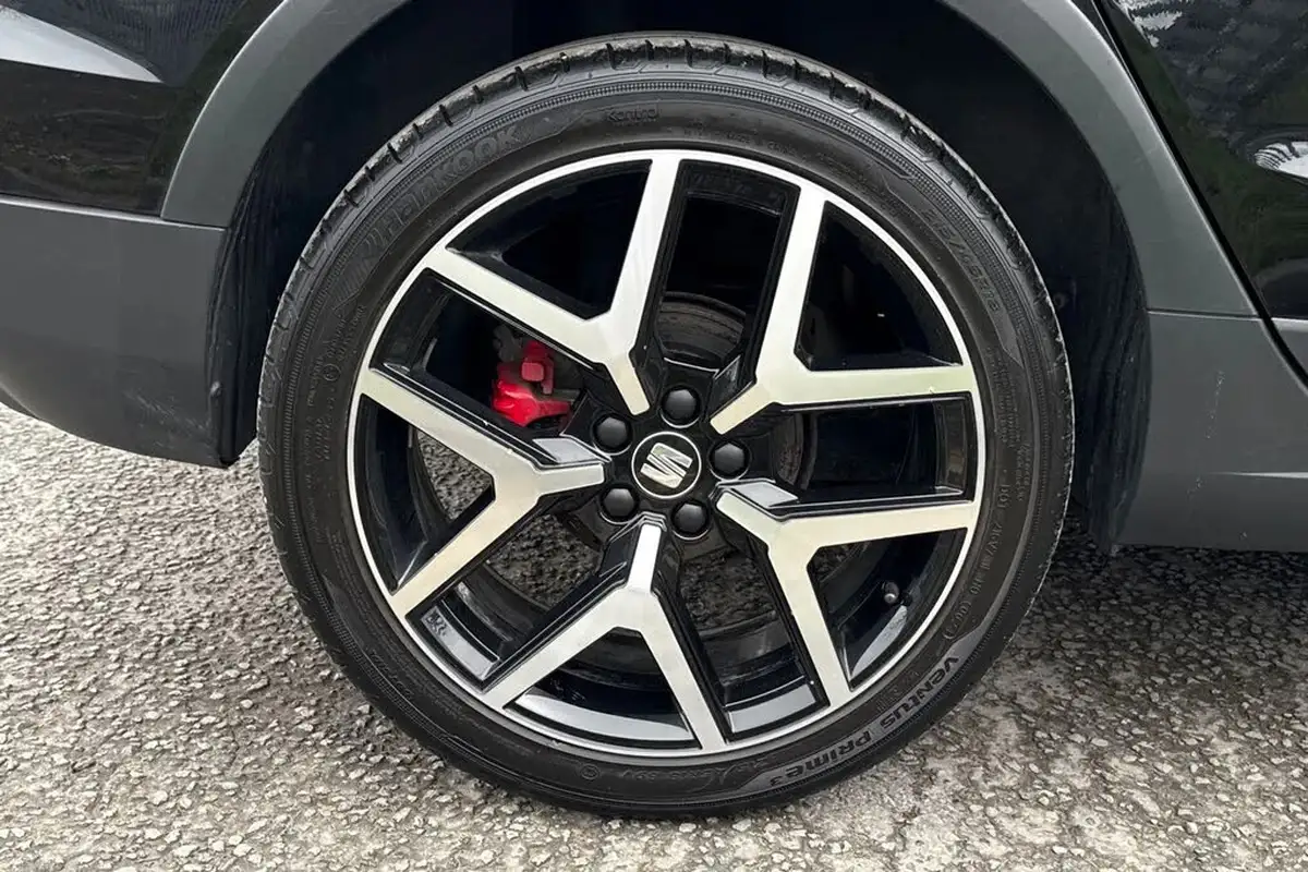 2021-seat-arona-10-tsi-fr-red-edition-big-23