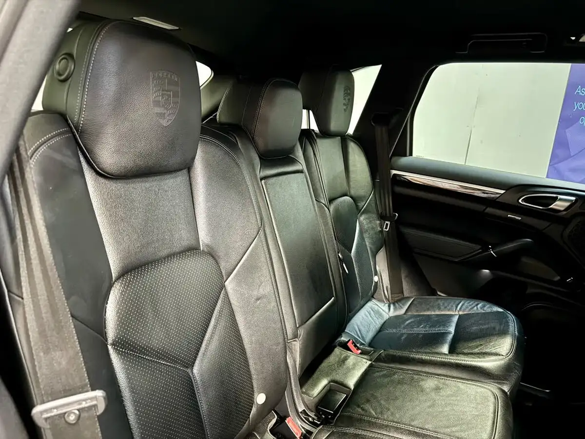 2014-porsche-cayenne-30td-platinum-edition-big-16
