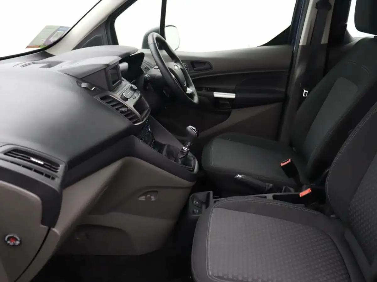 2020-ford-tourneo-connect-15-zetec-120ps-1499cc-big-8