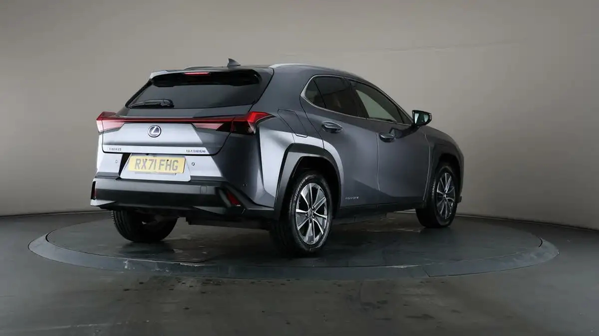 2021-lexus-ux-300e-e-ux-big-65