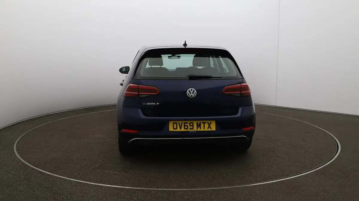 2019-volkswagen-golf-e-e-golf-big-58