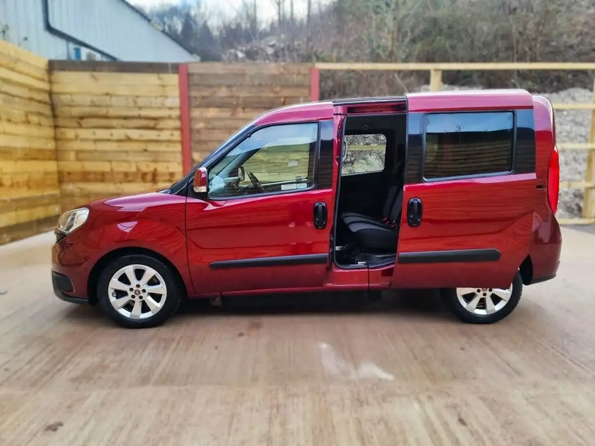 2018-fiat-doblo-16multijet-lounge-120bhp-big-9