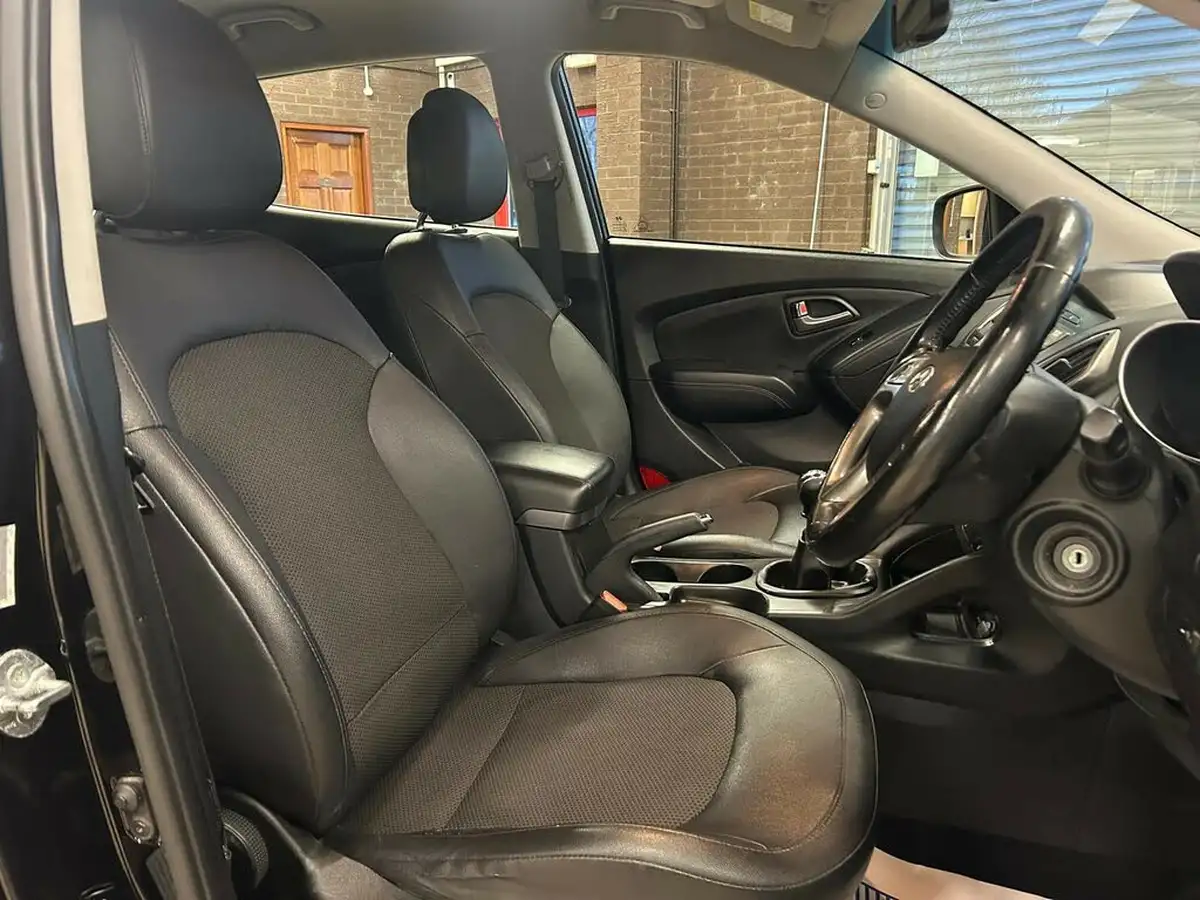 2013-hyundai-ix35-17td-se-big-12