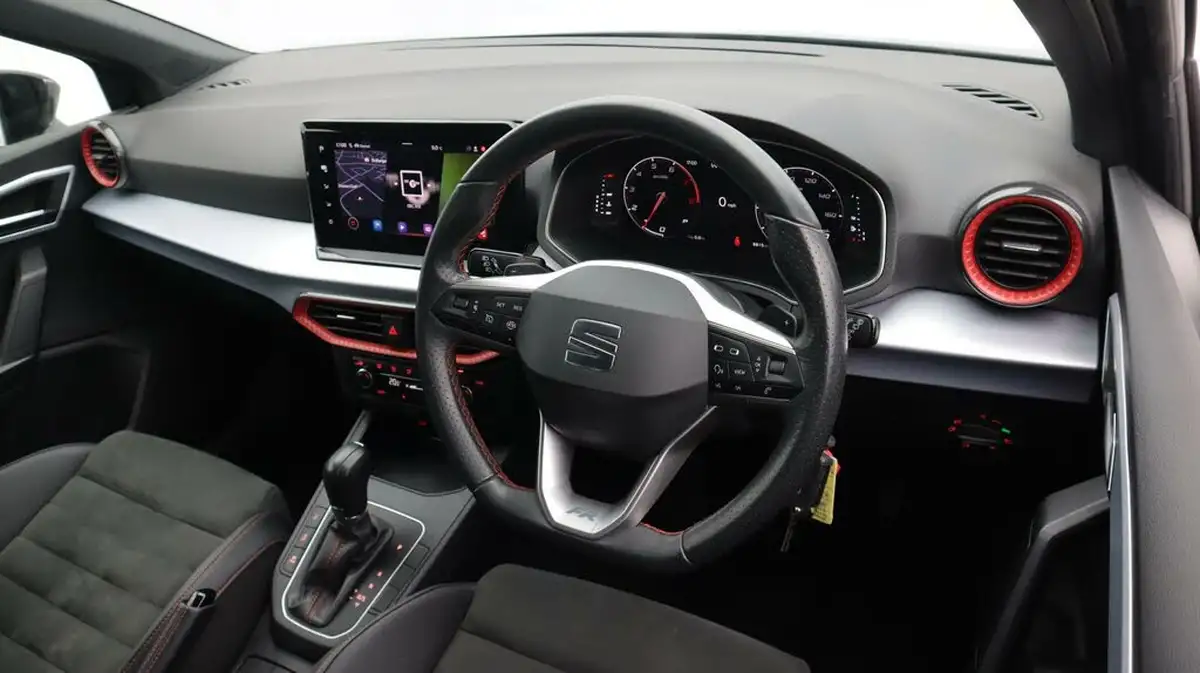2023-seat-ibiza-10-tsi-fr-sport-110ps-dsg-big-9