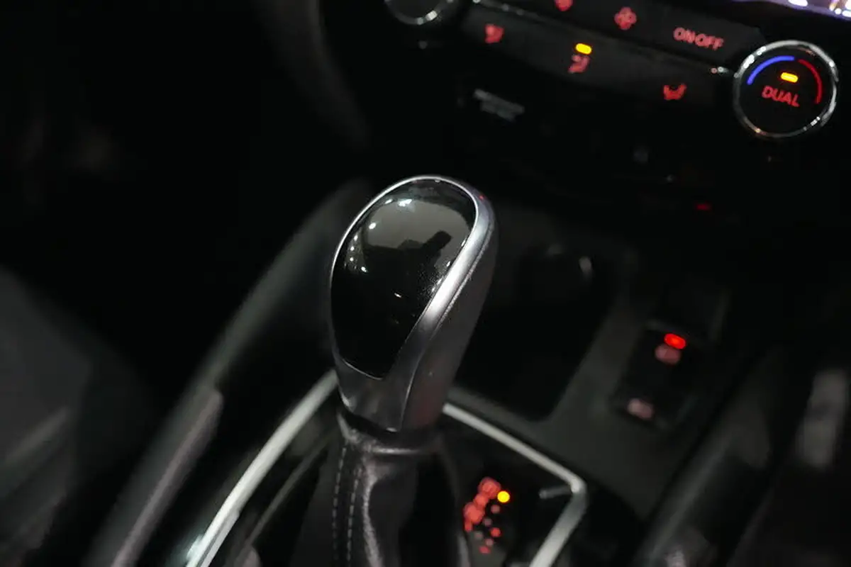 2021-nissan-qashqai-13-dig-t-acenta-premium-158ps-xtronic-big-40