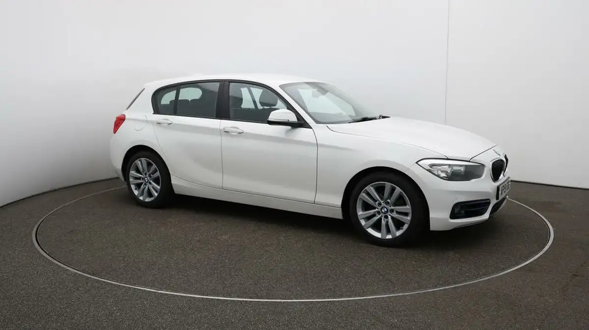 2019-bmw-1-series-15-118i-sport-138bhp-5d-big-36