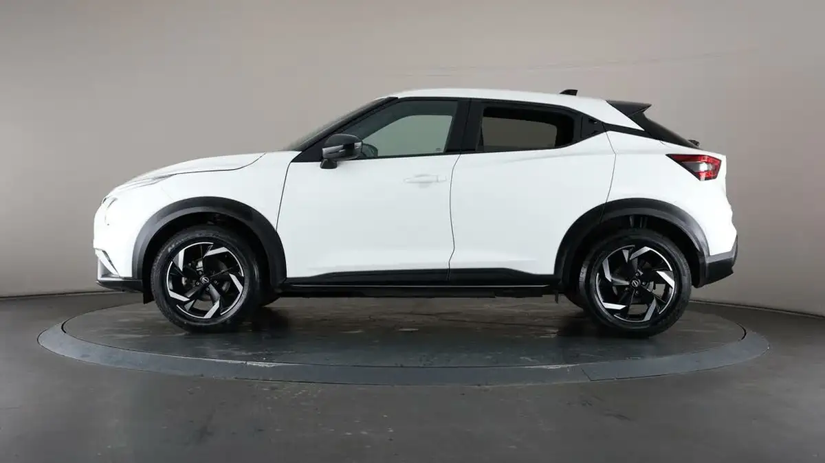 2023-nissan-juke-10-dig-t-n-connecta-big-35