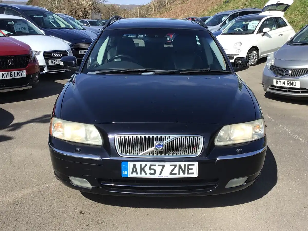 2007-volvo-v70-24td-se-24d-geartronic-big-1