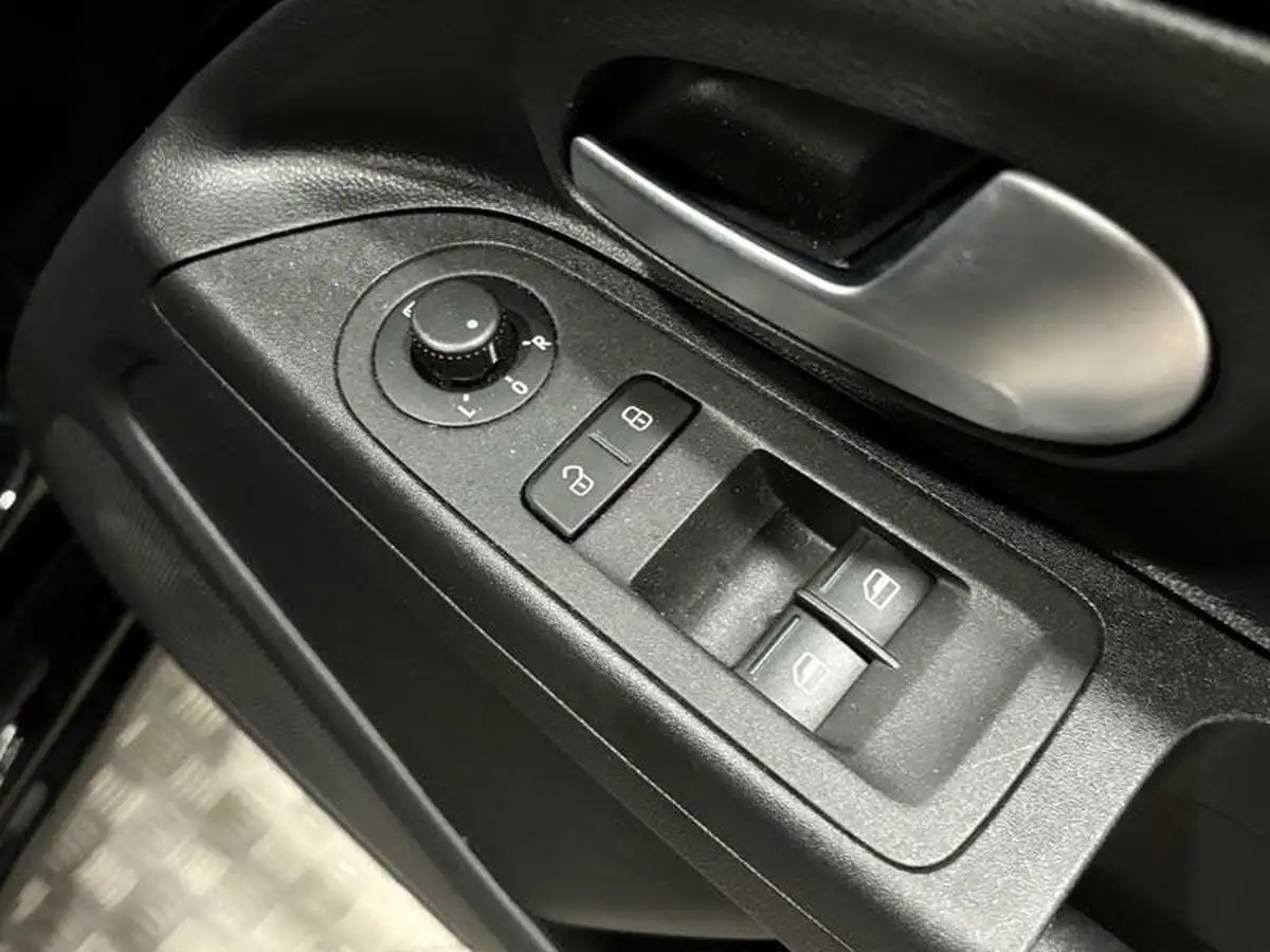 2021-seat-mii-e-big-31