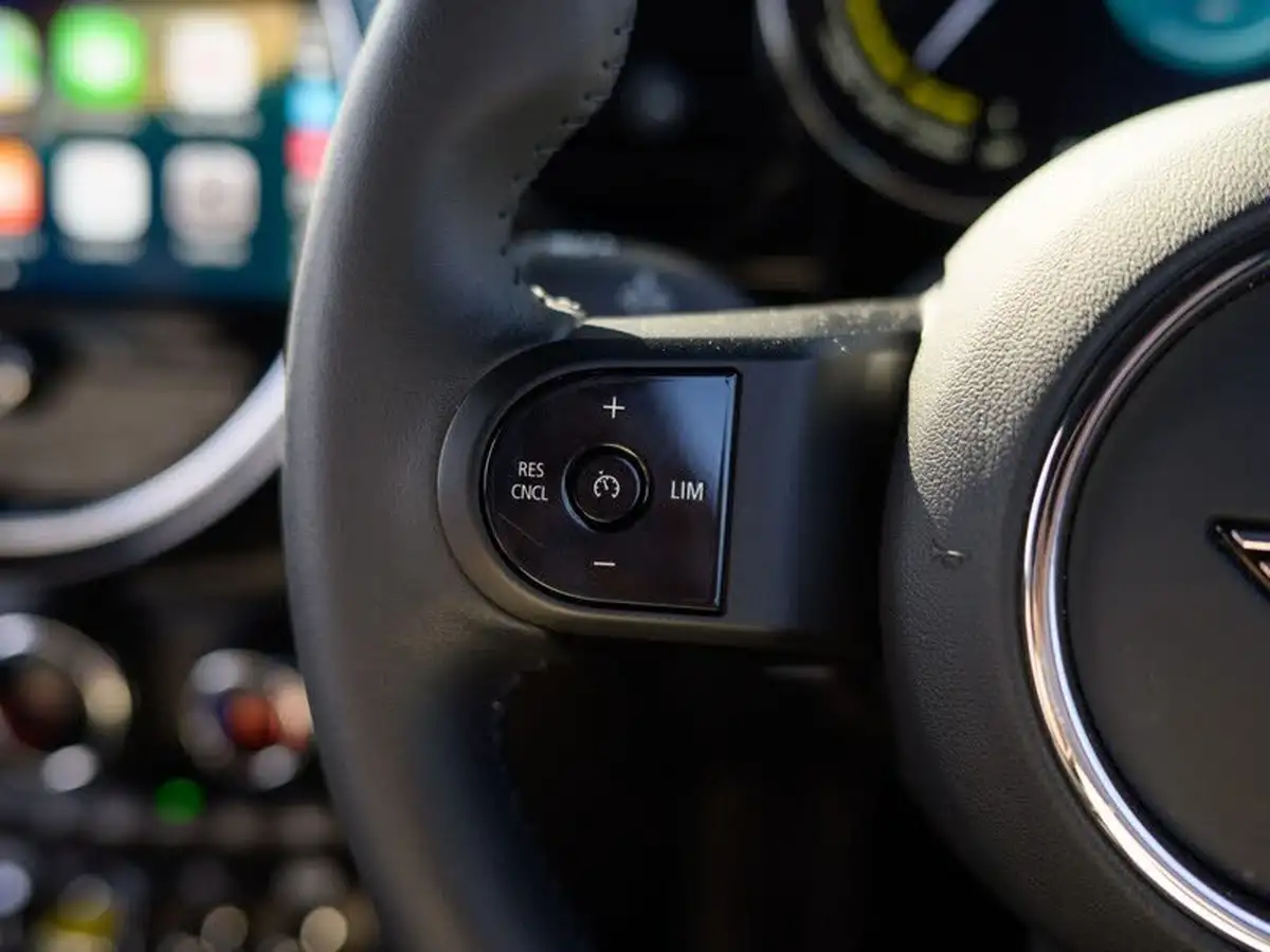 2022-mini-cooper-e-cooper-s-2-big-12