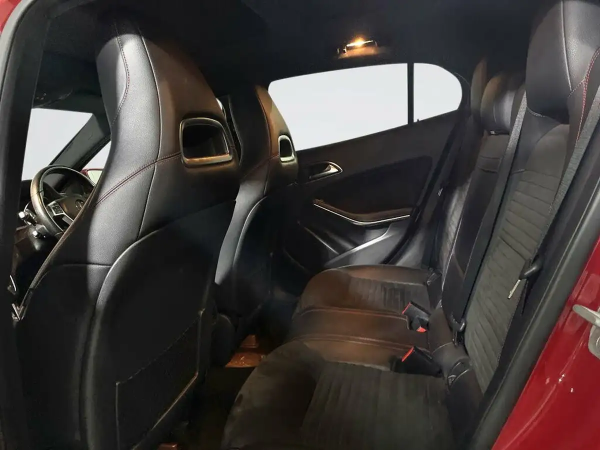 2015-mercedes-benz-gla-class-20-amg-line-premium-plus-big-13