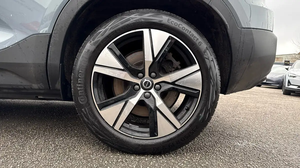 2021-volvo-xc40-e-twin-recharge-plus-big-17