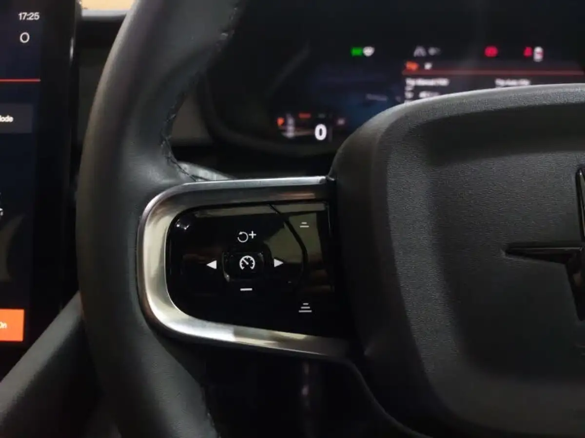 2021-polestar-polestar-2-e-ps2-165kw-standard-single-hatchback-big-13