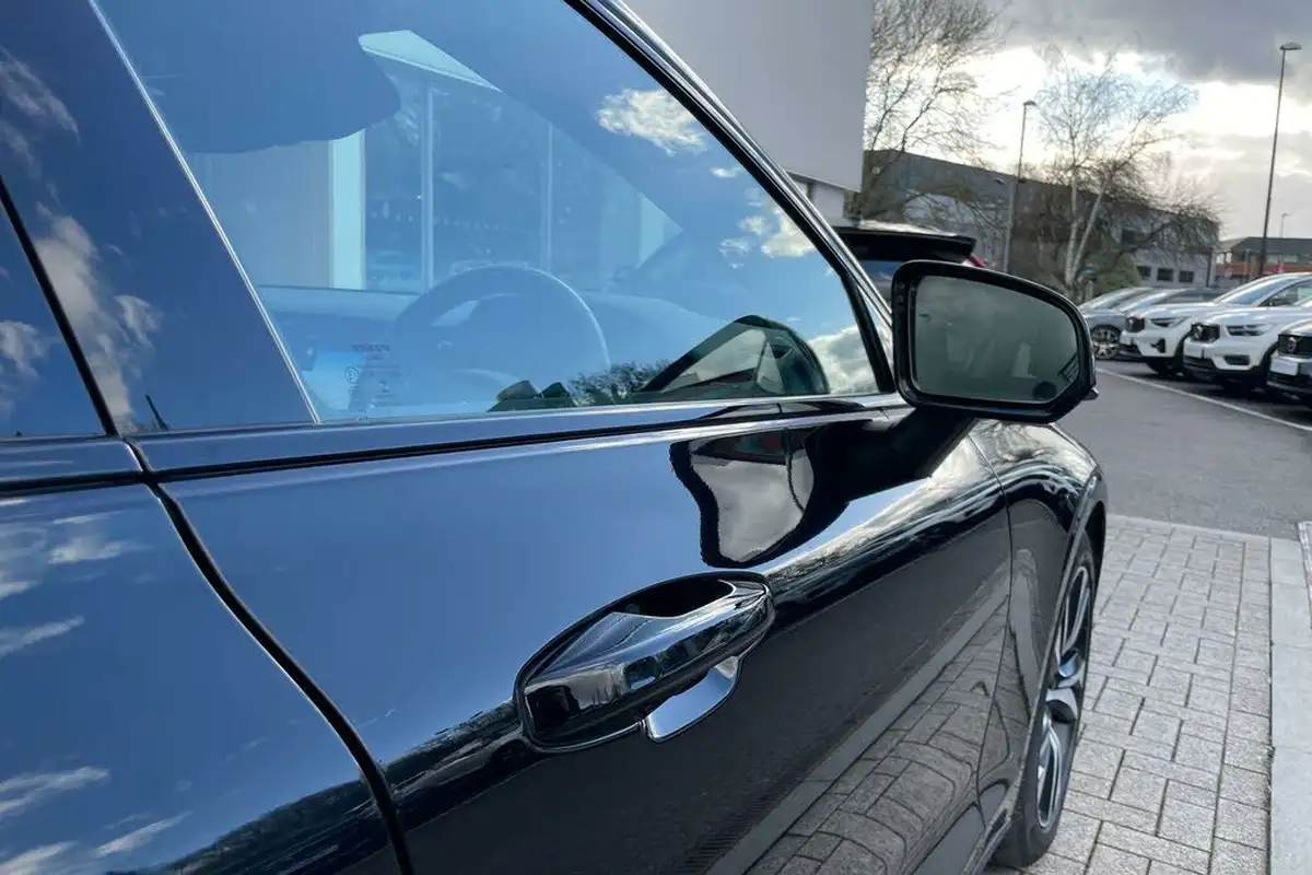 2021-volvo-v60-20-t6-r-design-350bhp-plug-in-hybrid-big-15