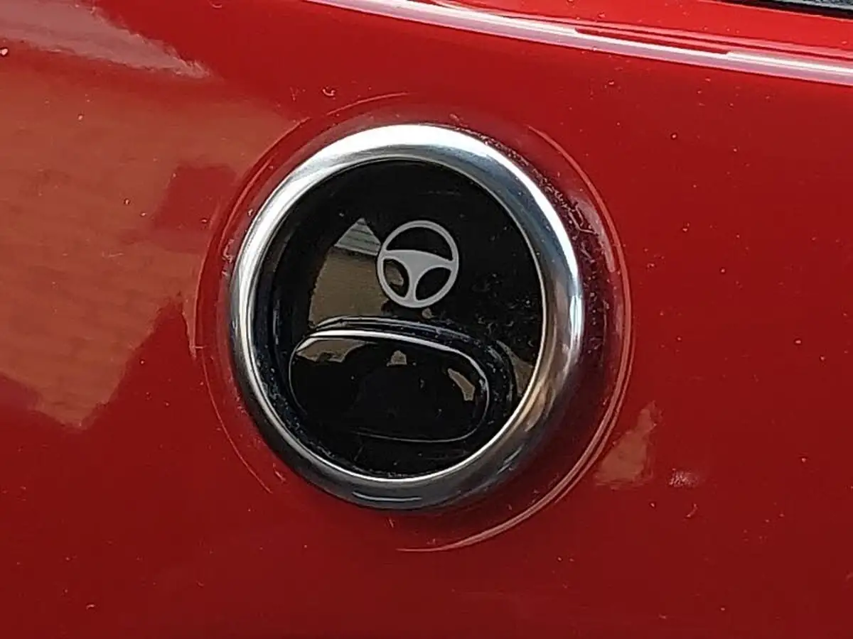 2022-fiat-500-10-red-big-13