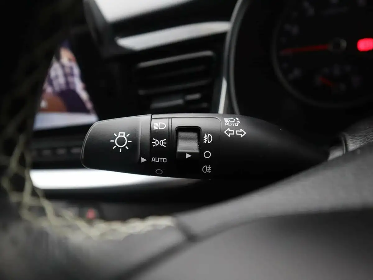 2021-kia-stonic-10-t-gdi-gt-line-big-22