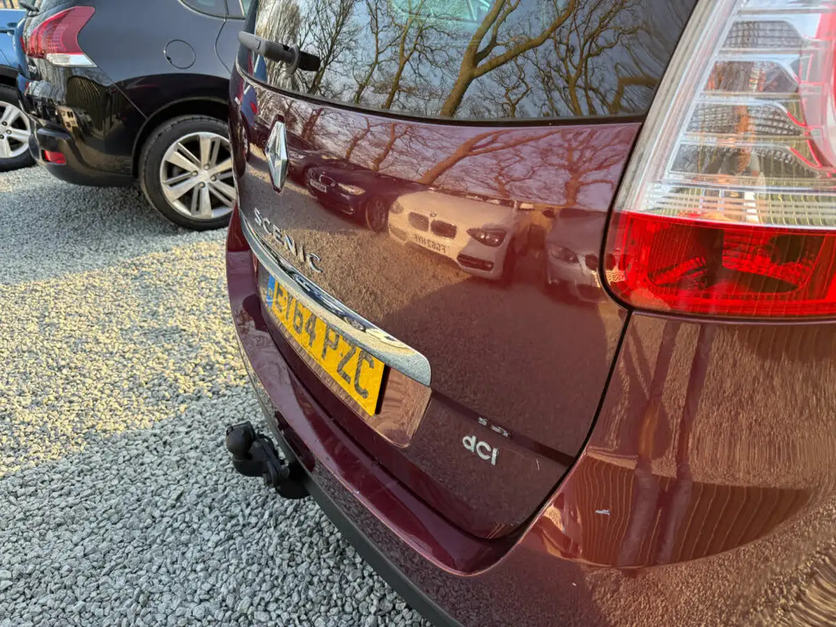 2014-renault-grand-scenic-15dci-dynamique-tom-tom-energy-ss-big-23