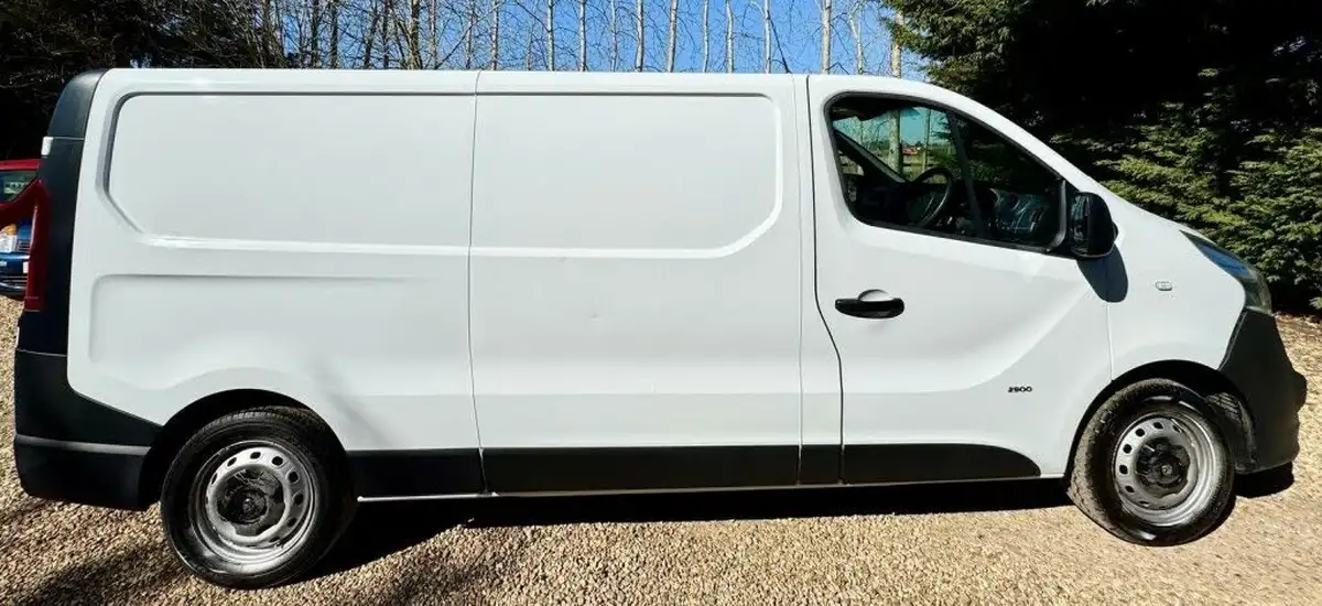 2015-vauxhall-vivaro-16cdti-2900-l2h1-115ps-refrigerated-van-big-4