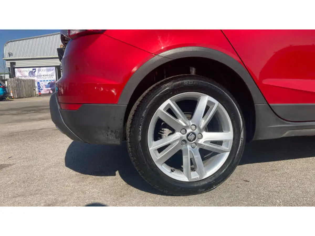 2018-seat-arona-15-tsi-evo-fr-big-6