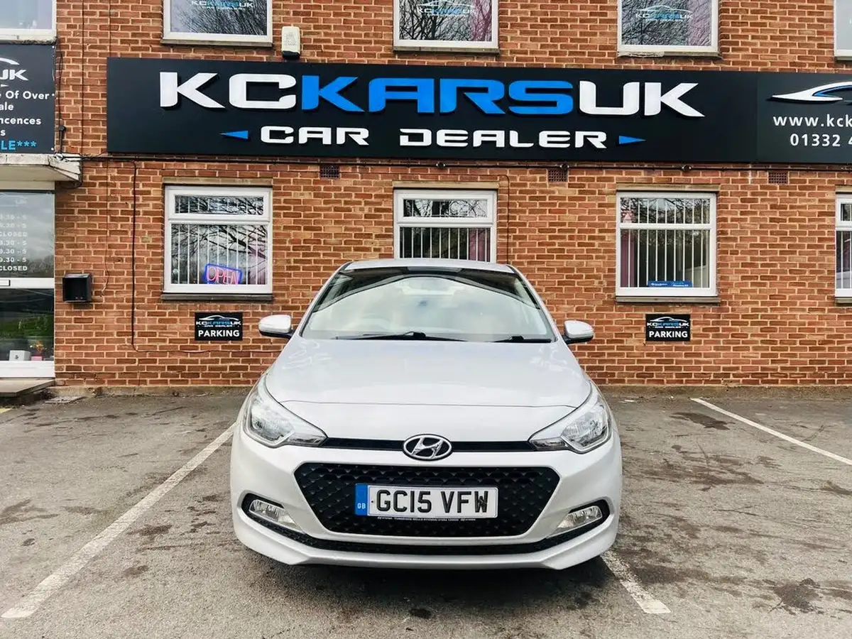 2015-hyundai-i20-14-se-big-11