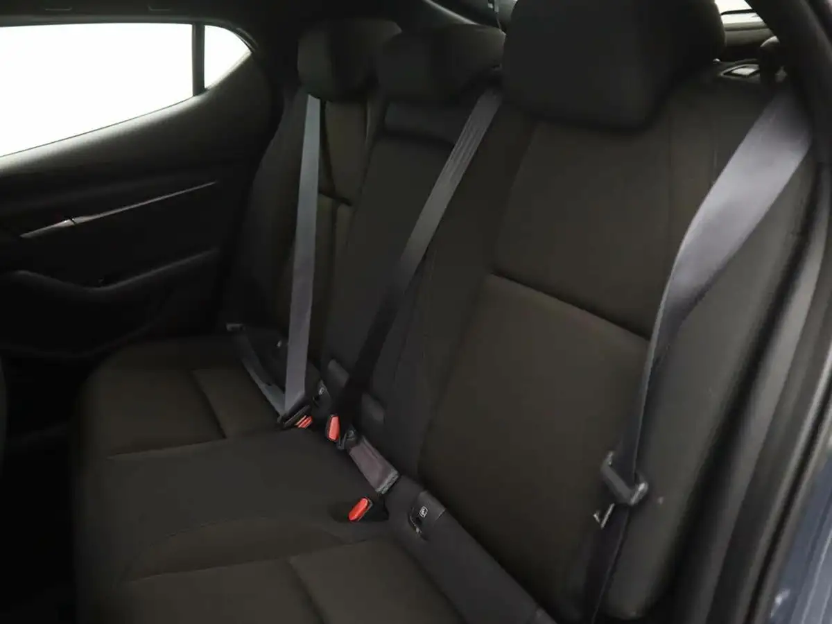 2022-mazda-mazda3-20-se-l-big-9