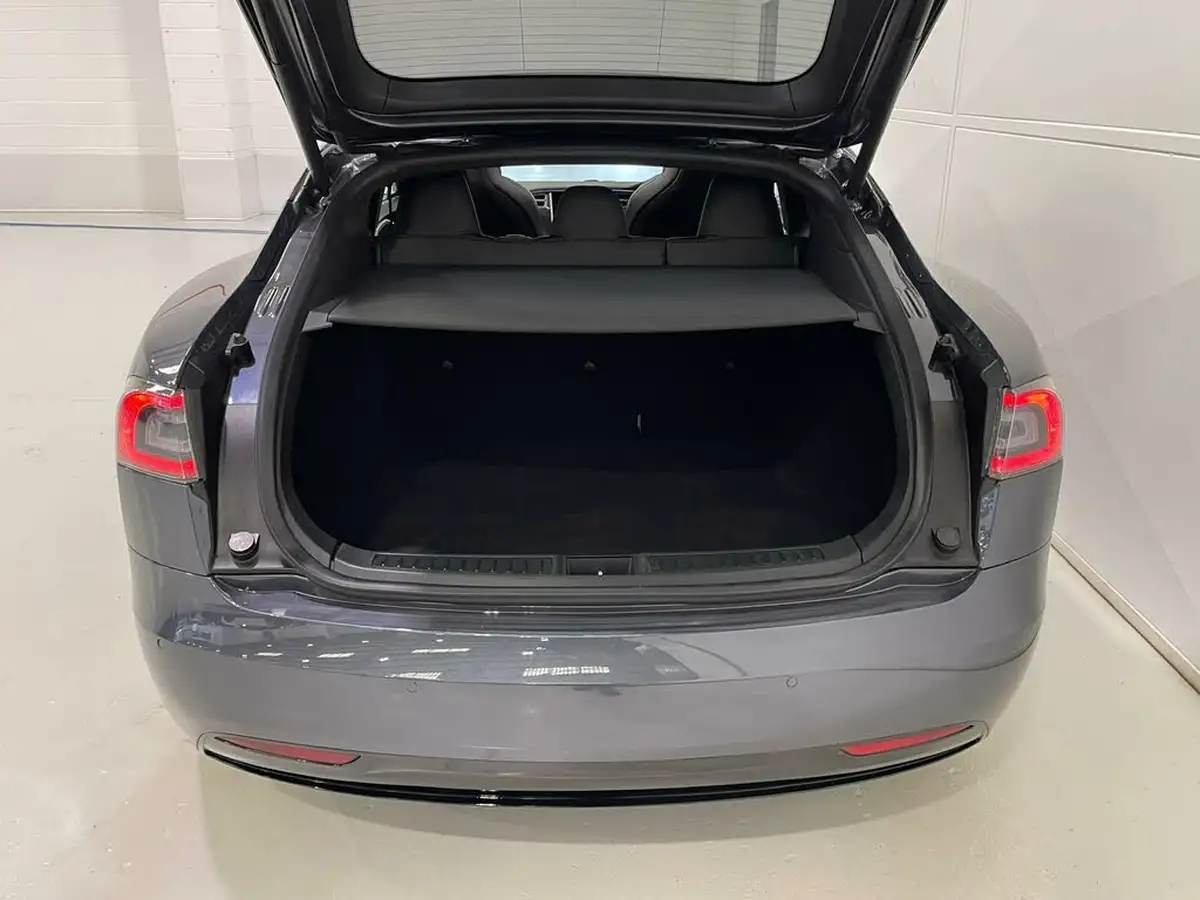 2017-tesla-model-s-e-75-235kw-big-22
