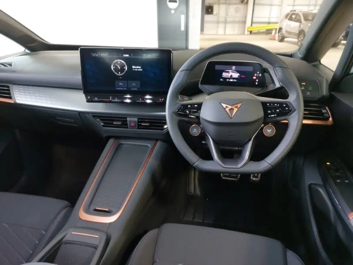 2024-cupra-born-e-v2-230ps-58kwh-e-boost-big-14