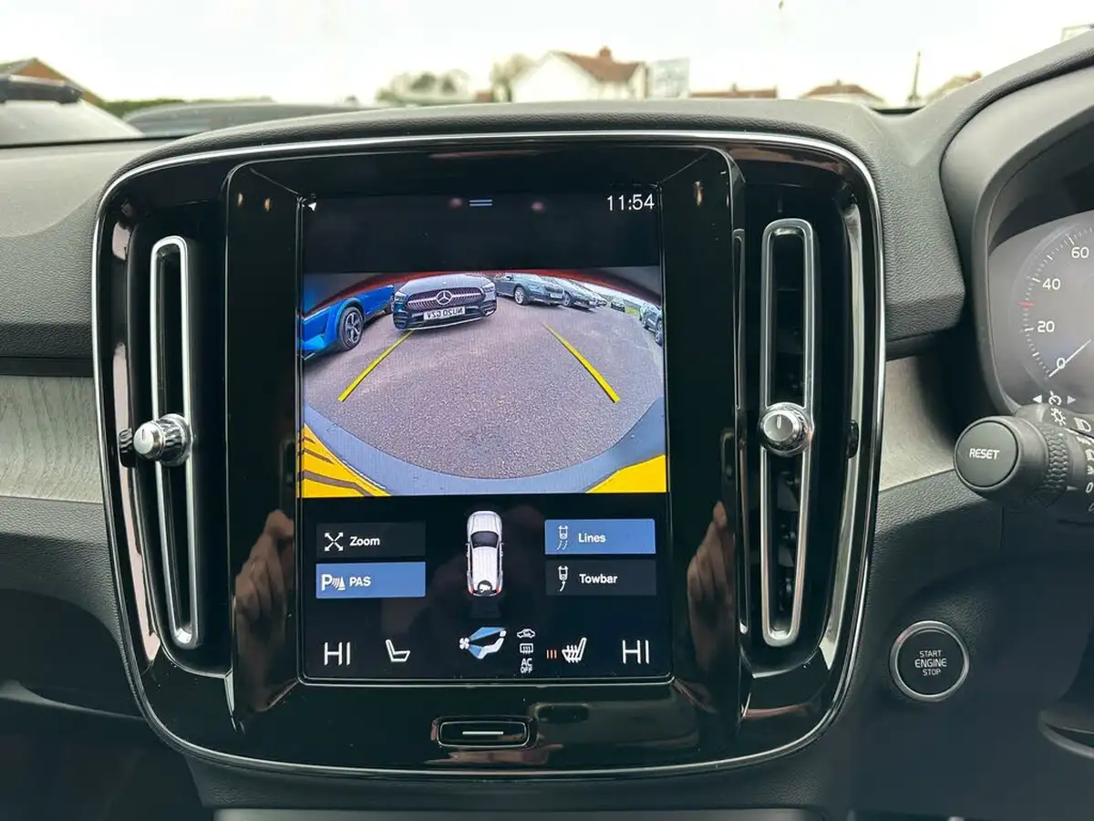 2022-volvo-xc40-15-t5-inscription-pro-big-32