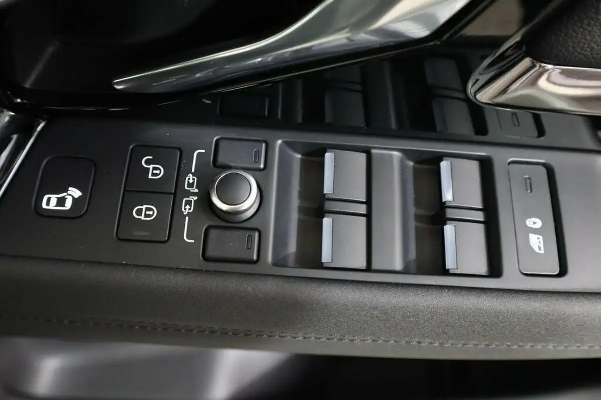 2020-land-rover-range-rover-evoque-20-p250-r-dynamic-se-249bhp-big-28