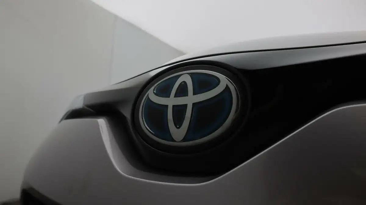 2021-toyota-c-hr-18-vvt-i-excel-big-20