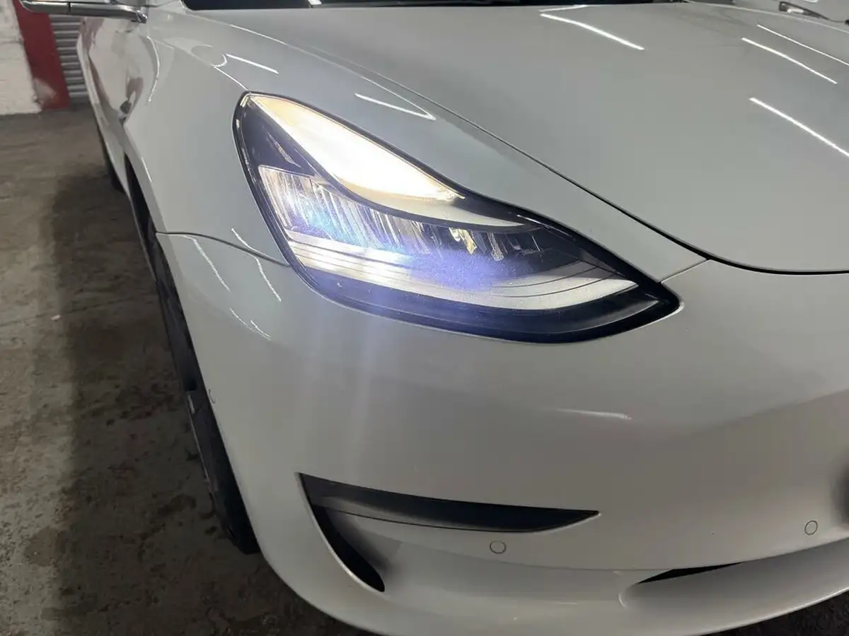 2019-tesla-model-3-e-standard-plus-big-63