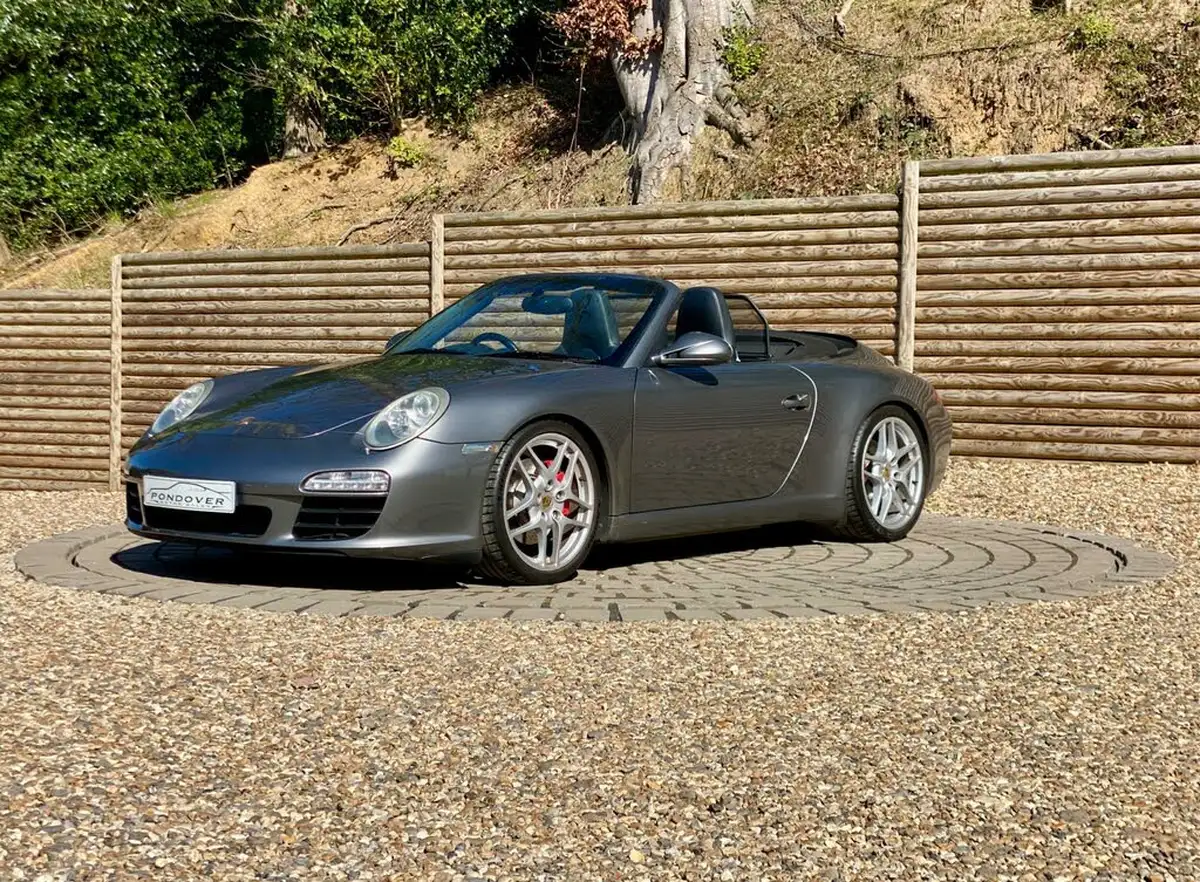 2010-porsche-911-38-carrera-s-cabriolet-auto-big-32