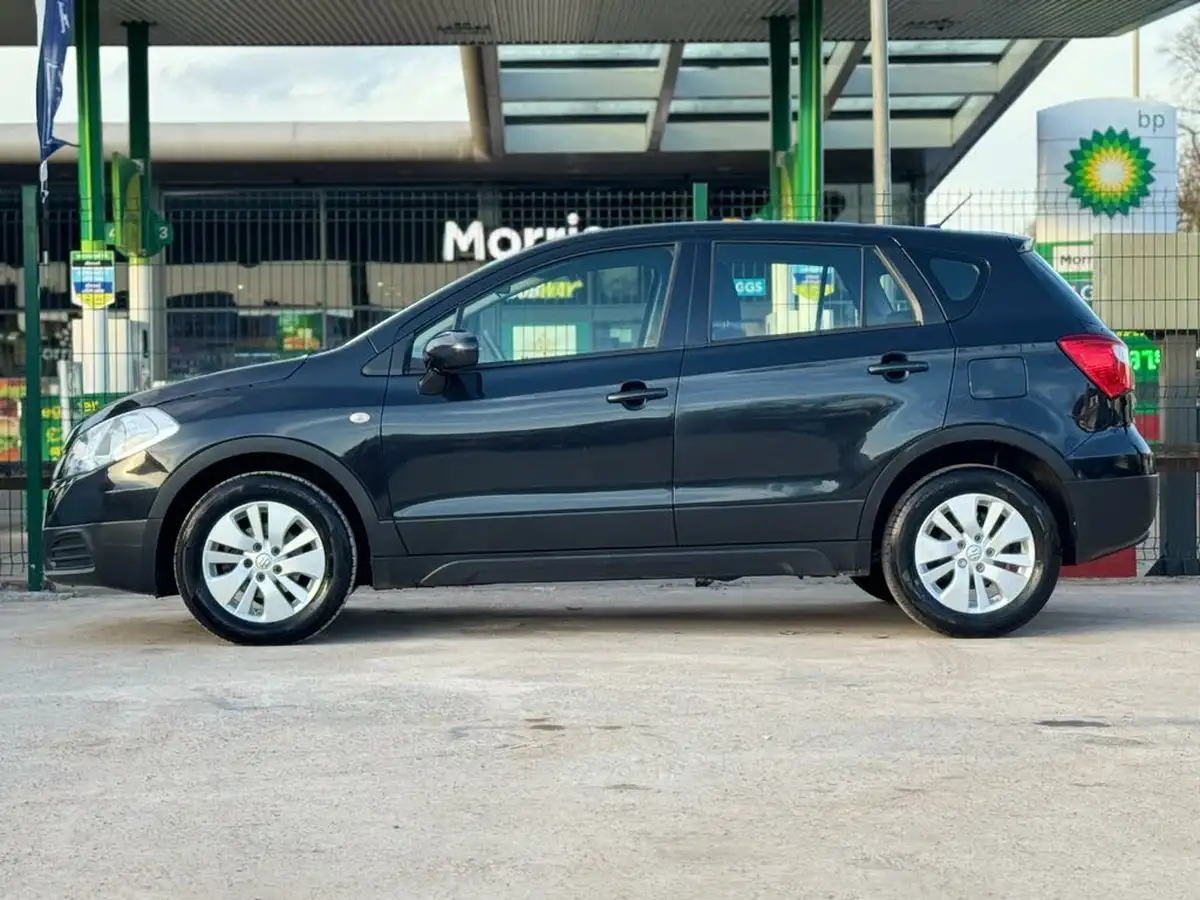 2015-suzuki-s-cross-16-sz3-big-9